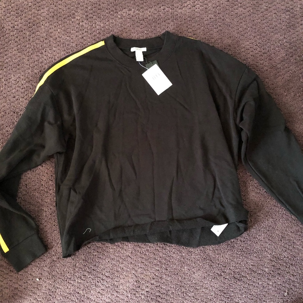 Brand new with tags women’s forever 21 sweatshirt